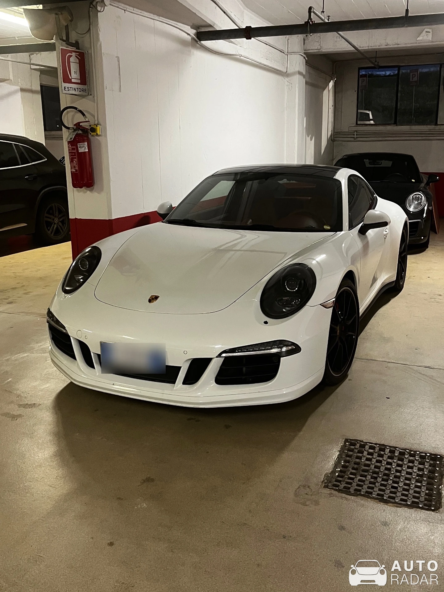 Porsche 991 Carrera 4S MkI spotted in Venezia, Italy