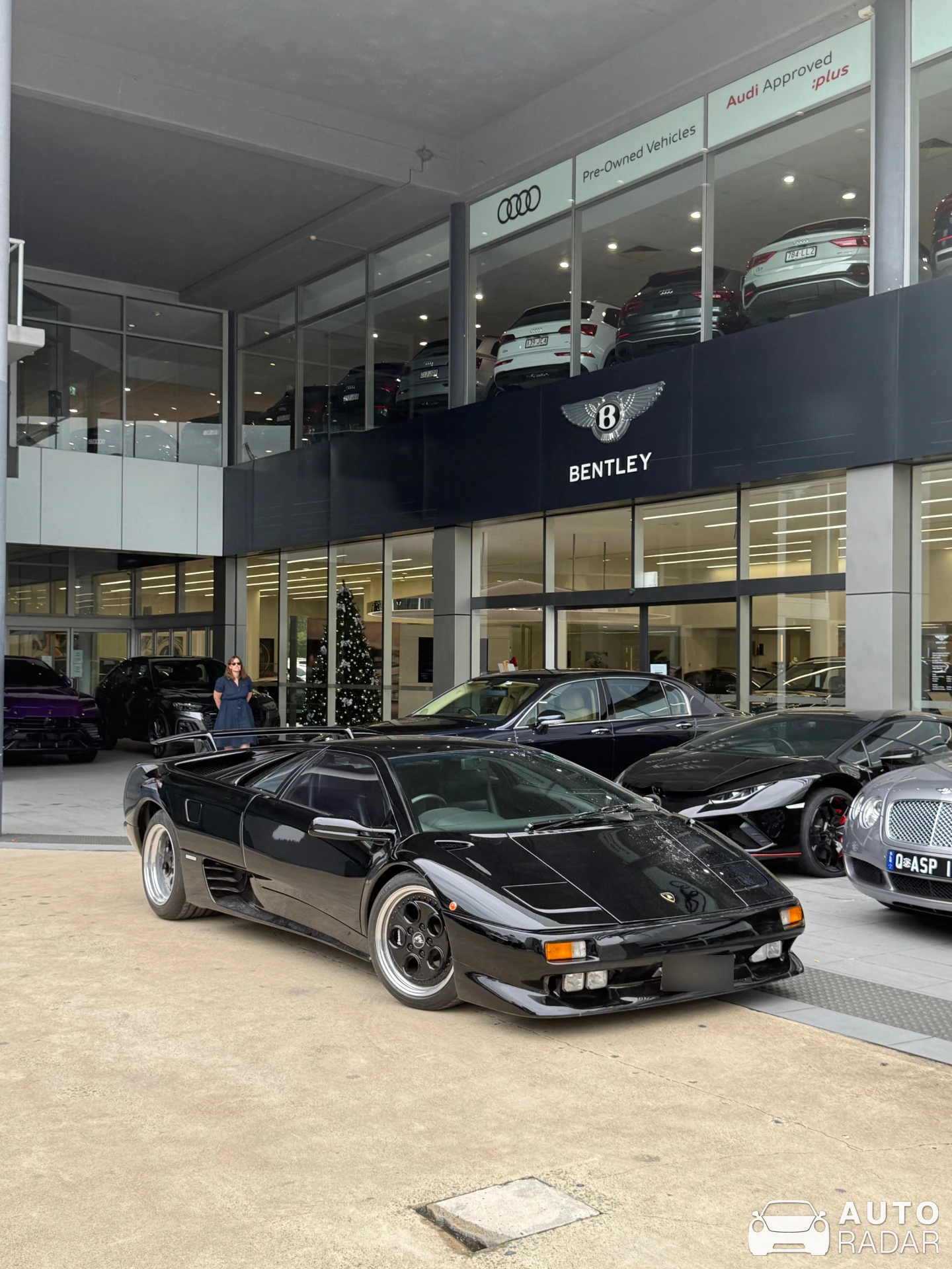 Lamborghini Diablo VT spotted in Fortitude Valley, Australia