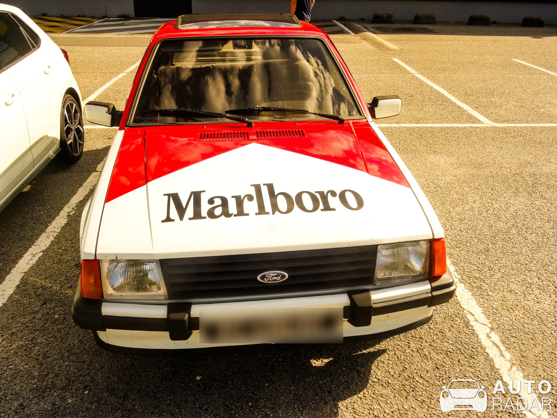 Ford Escort XR3i spotted in Gonfreville-l'Orcher, France