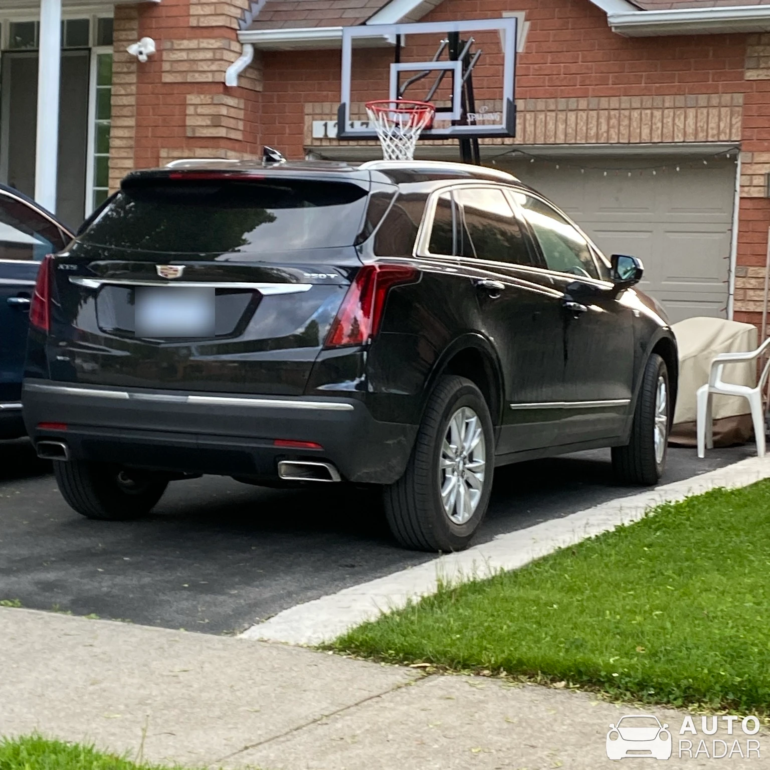 Cadillac XTS spotted in Oakville