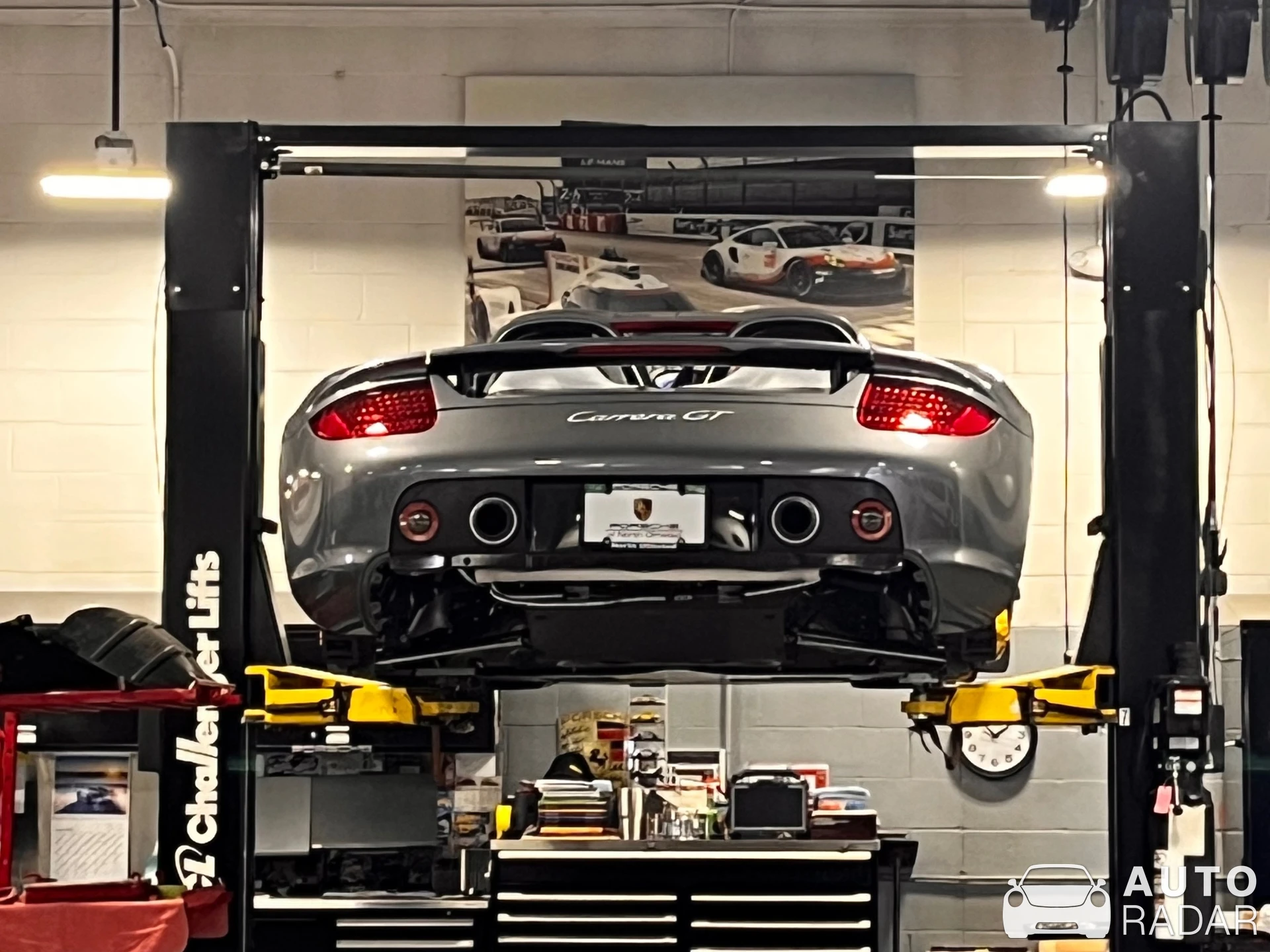 Porsche Carrera GT spotted in North Olmsted, United States