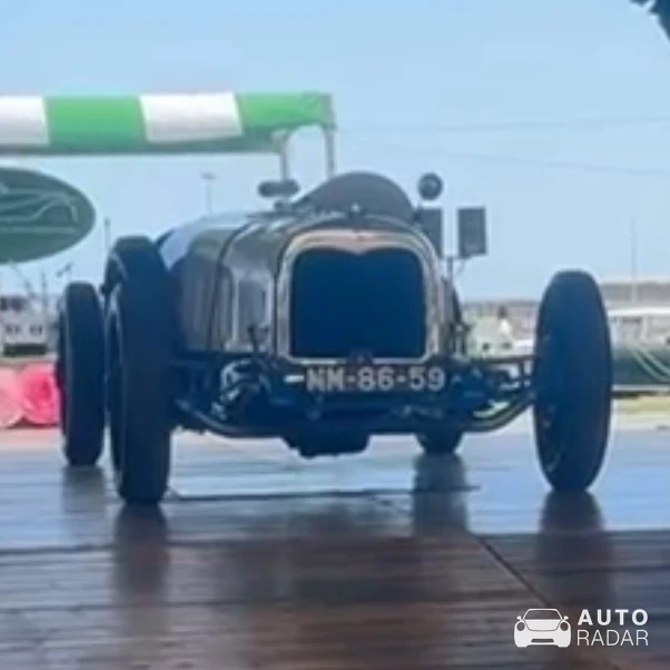 Bugatti Type 35 spotted in Lisbon, Portugal