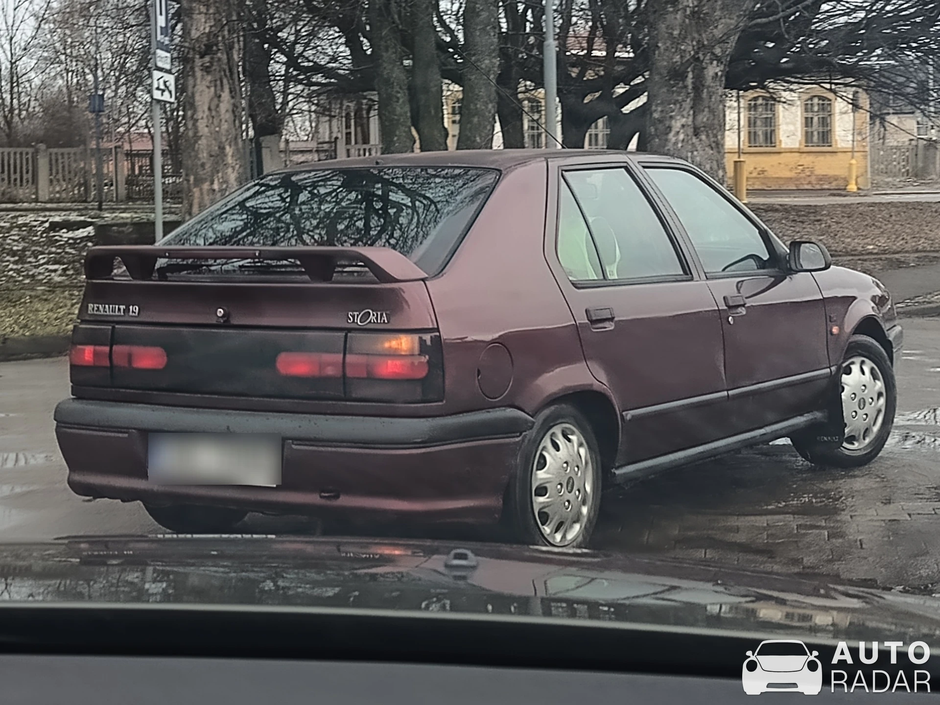 Renault 19 spotted in Lwówek Śląski
