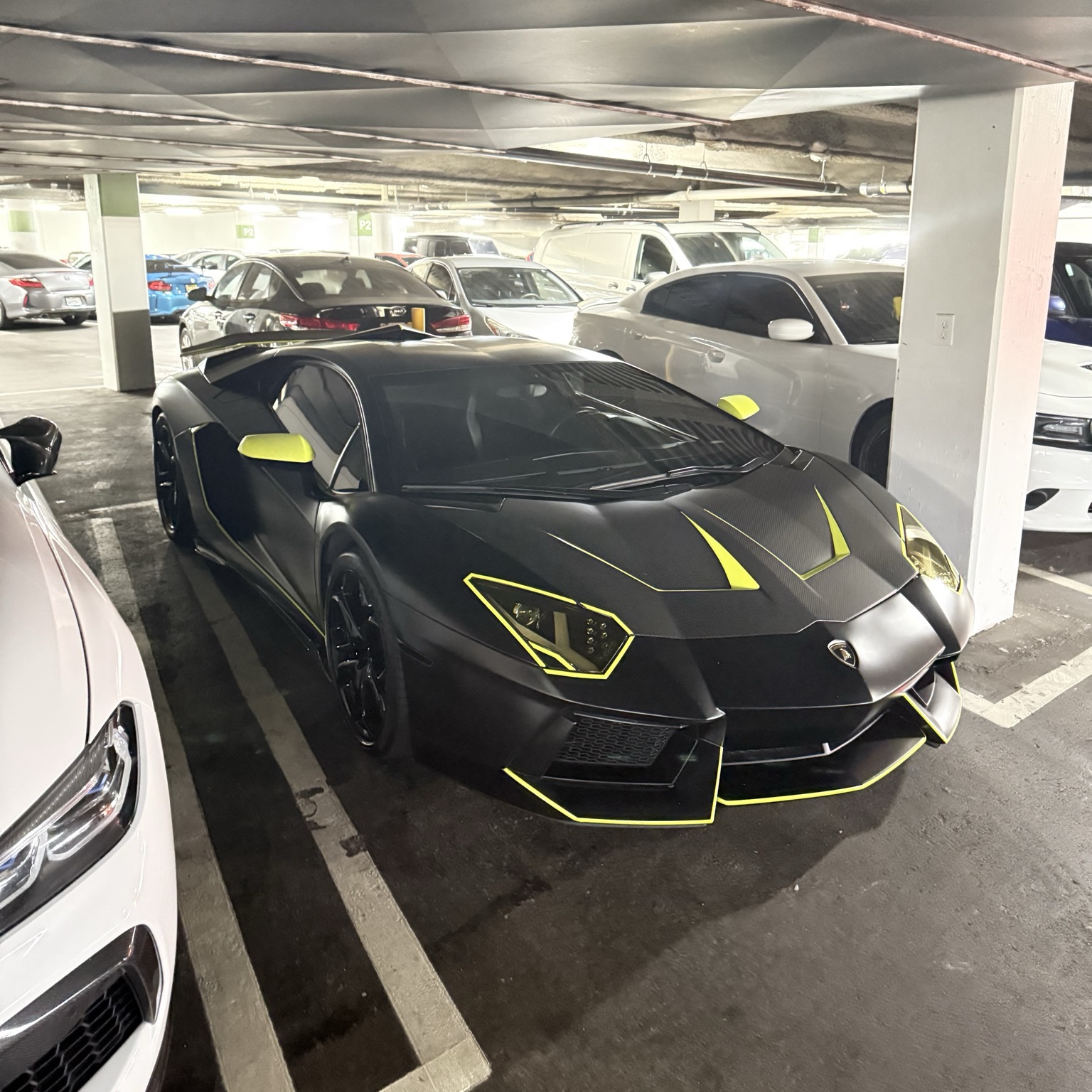 Lamborghini Aventador LP700-4 DMC Edizione GT Limited