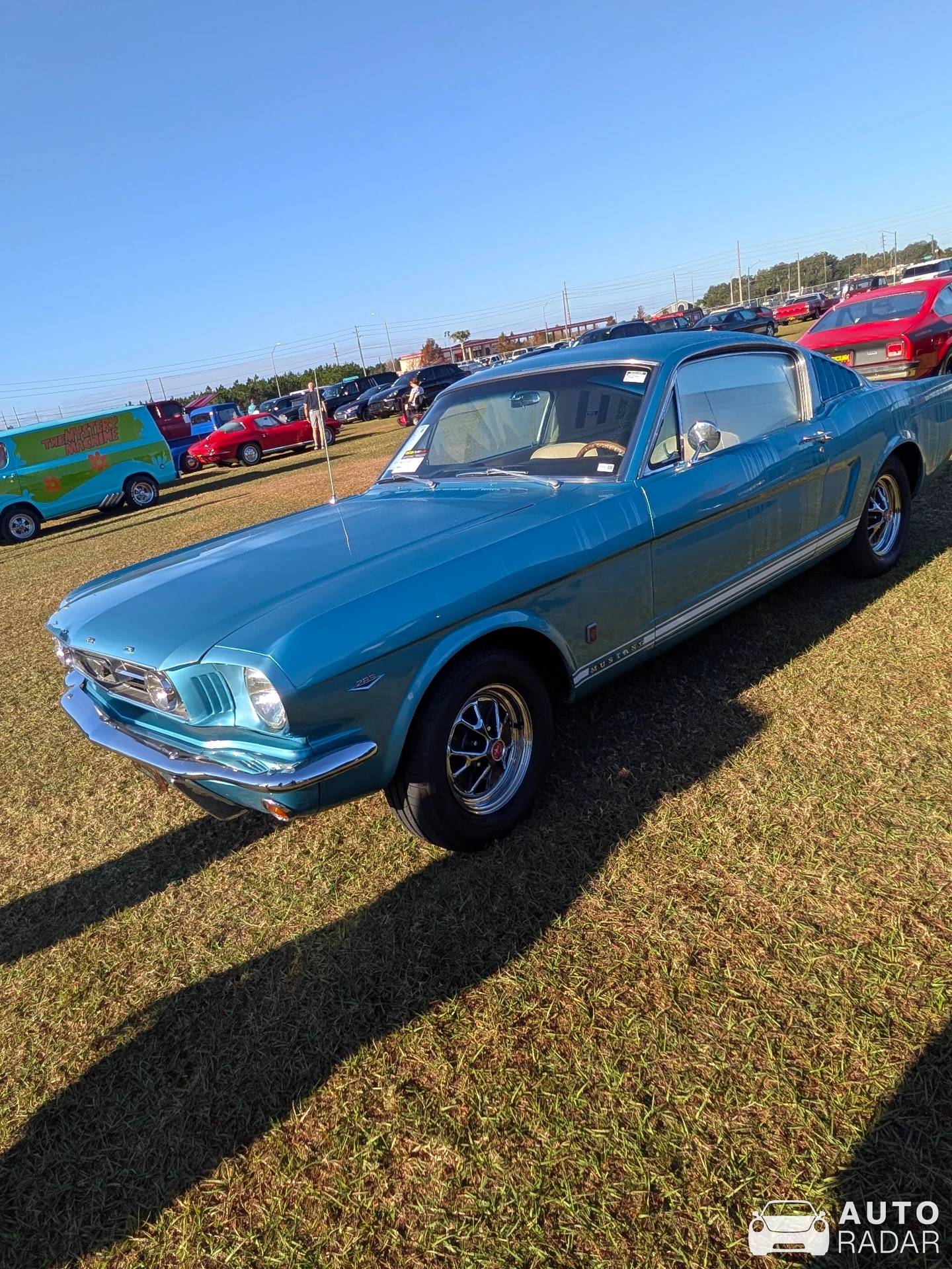Ford Mustang Fastback Coupé spotted in Magaragadi, Nepal