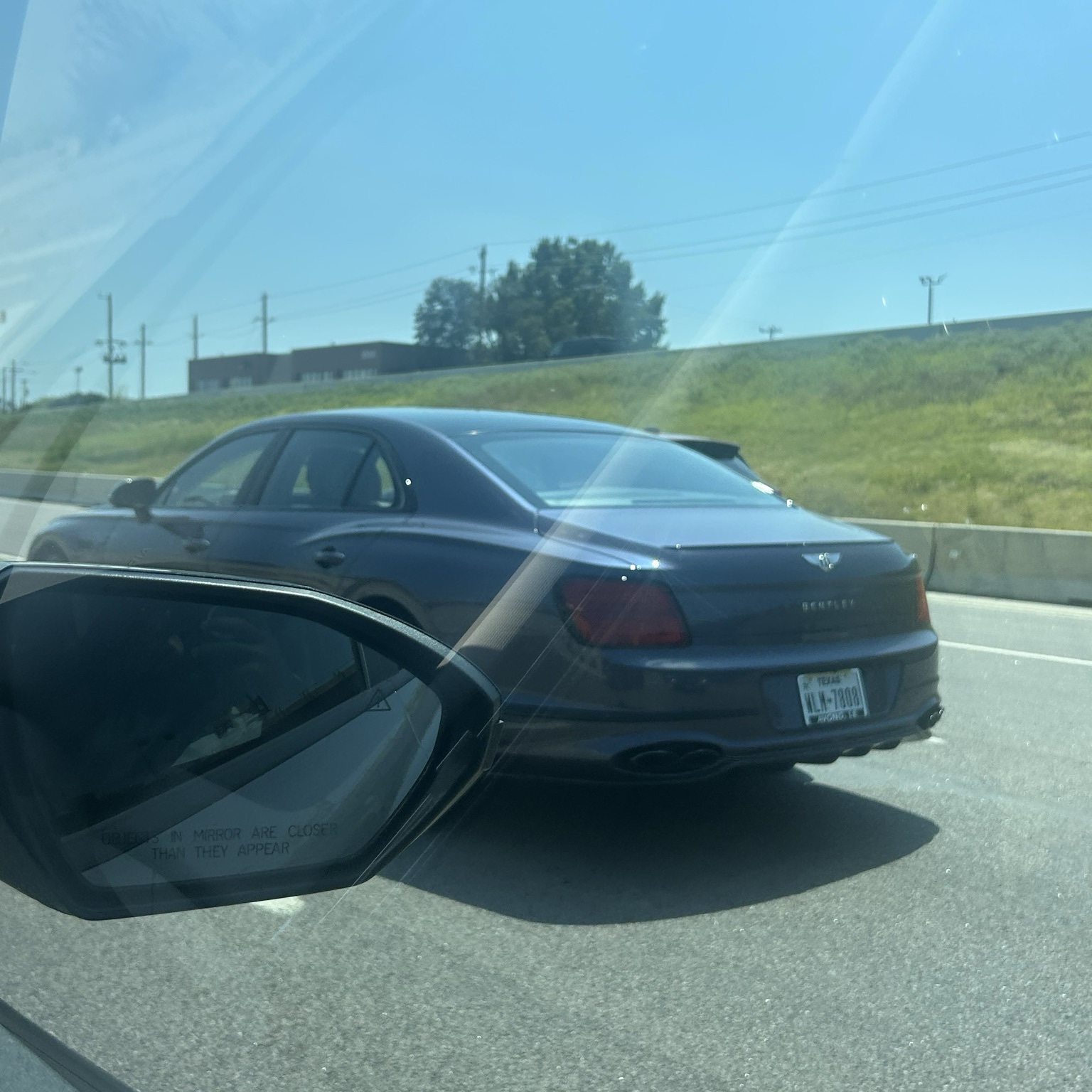 Bentley Flying Spur V8 S 2023