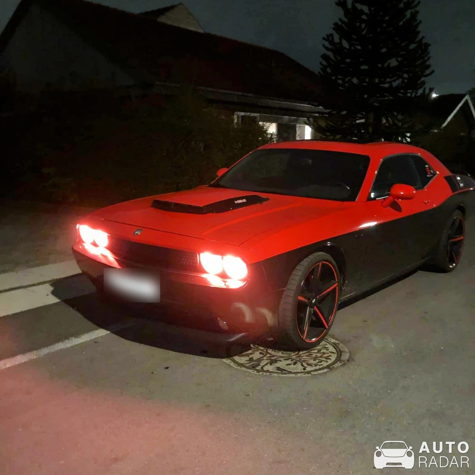 Dodge Challenger R/T spotted in Brøndby, Denmark