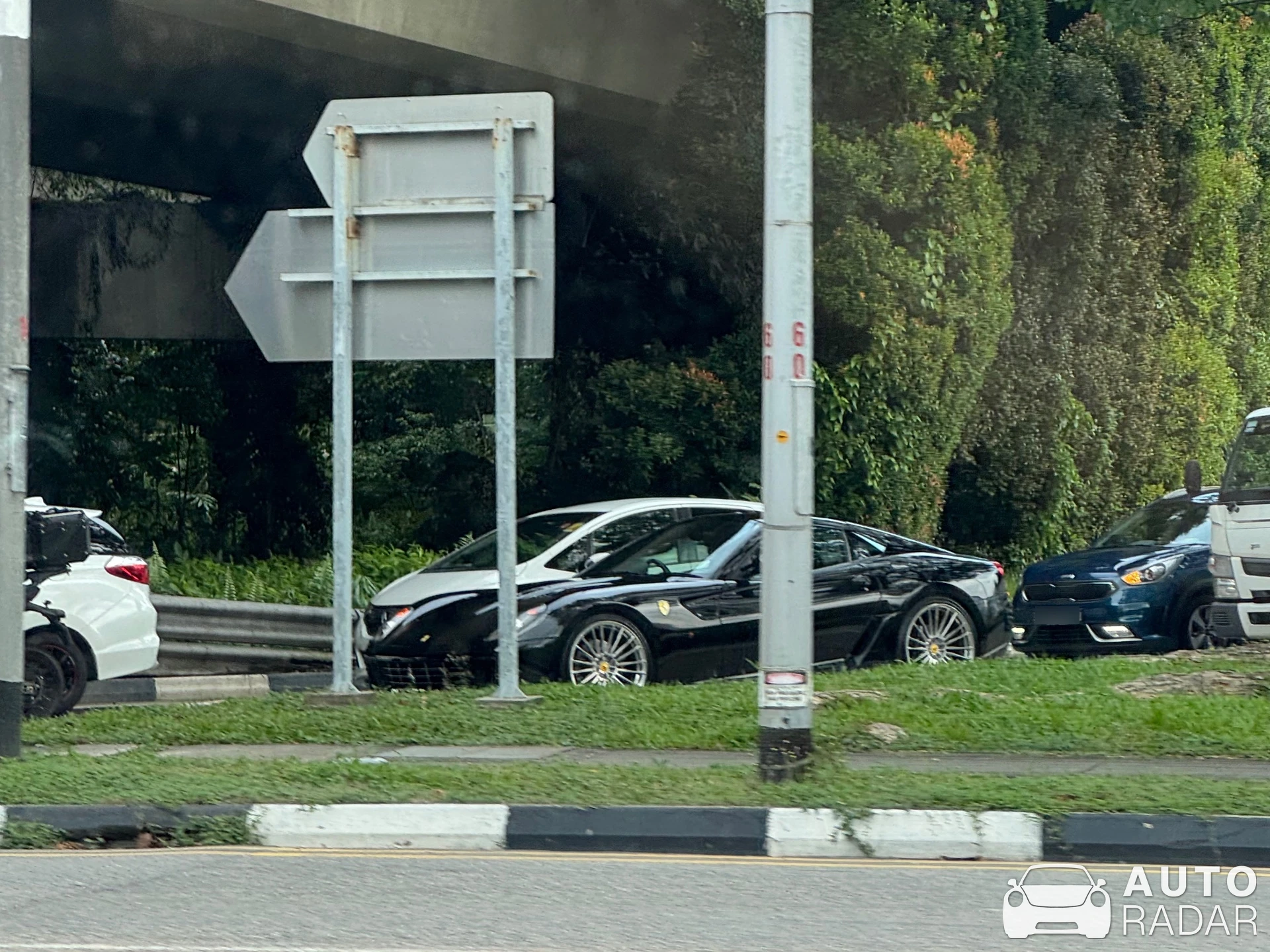 Ferrari 599 GTB Fiorano spotted in Singapore, Singapore