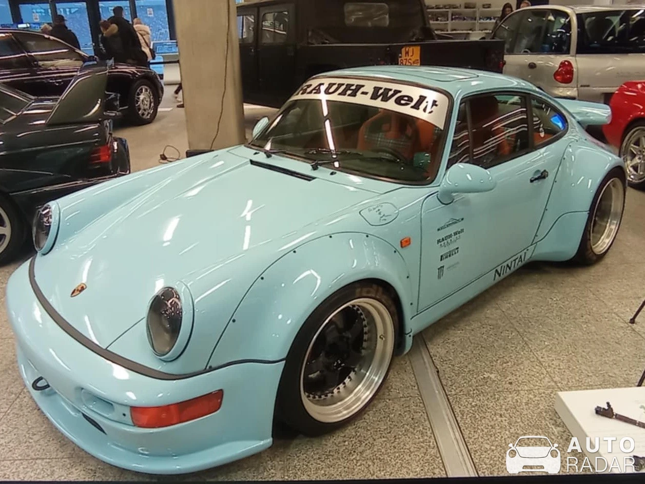 Porsche Rauh-Welt Begriff 964 spotted in Warszawa, Poland