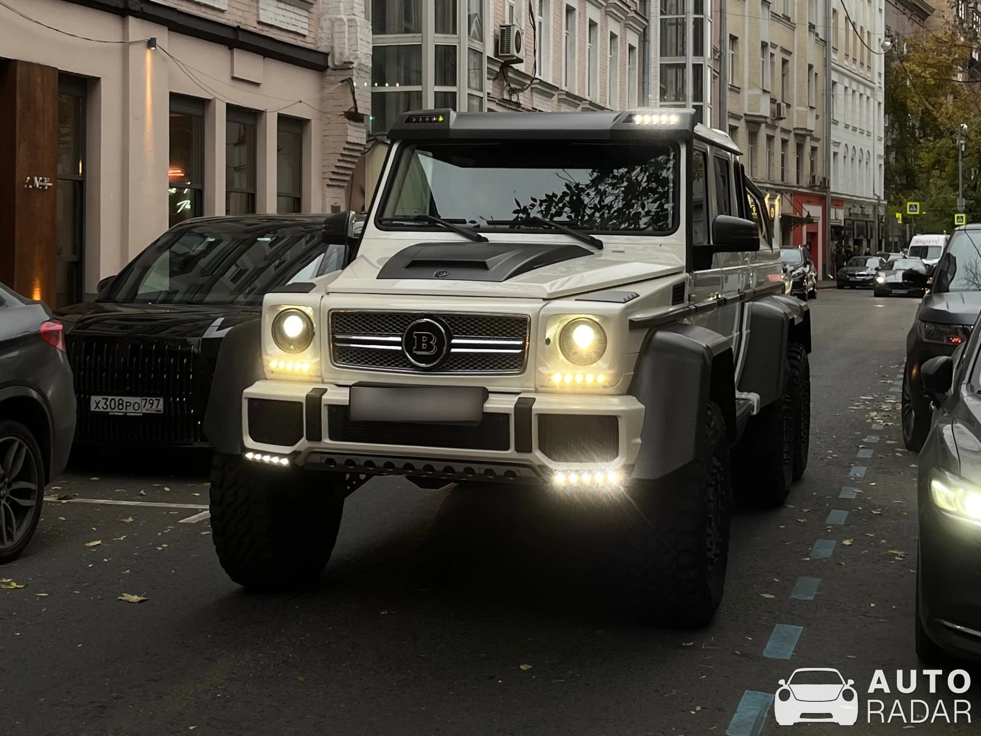Mercedes-AMG Brabus G 900 XLP 6x6 Adventure Superblack spotted in Москва
