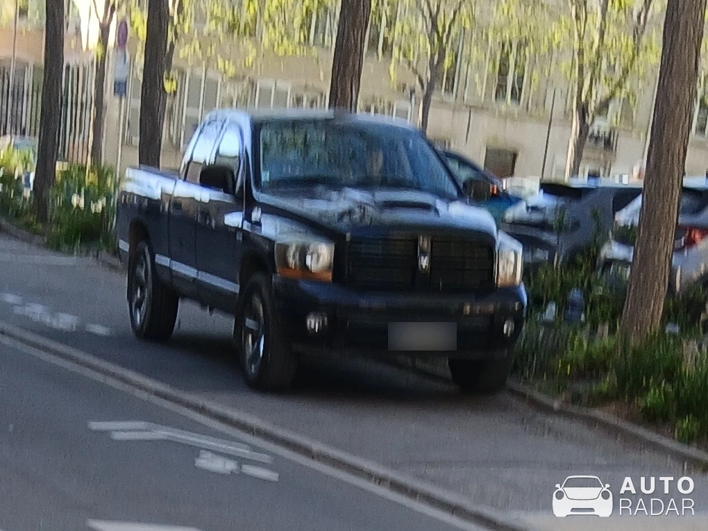 Dodge RAM SRT-10 spotted in Toul