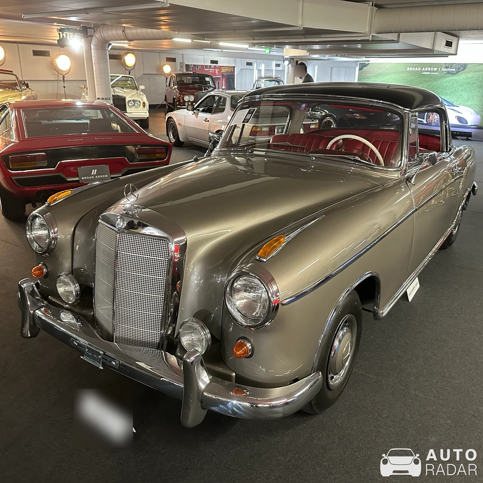 Mercedes-Benz 220 S Ponton W128 spotted in Zürich, Schweiz
