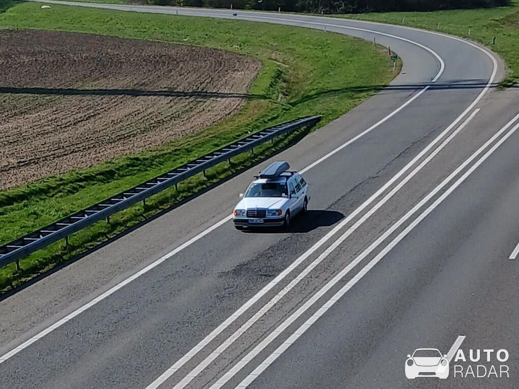 Mercedes-Benz E-Klasse Estate S214 spotted in Doetinchem