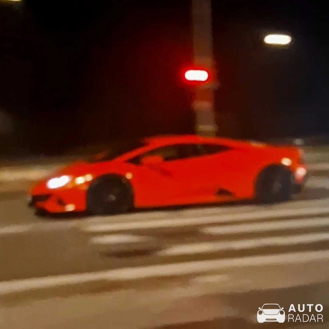 Lamborghini Huracán LP640-4 Performante spotted in Voula, Greece
