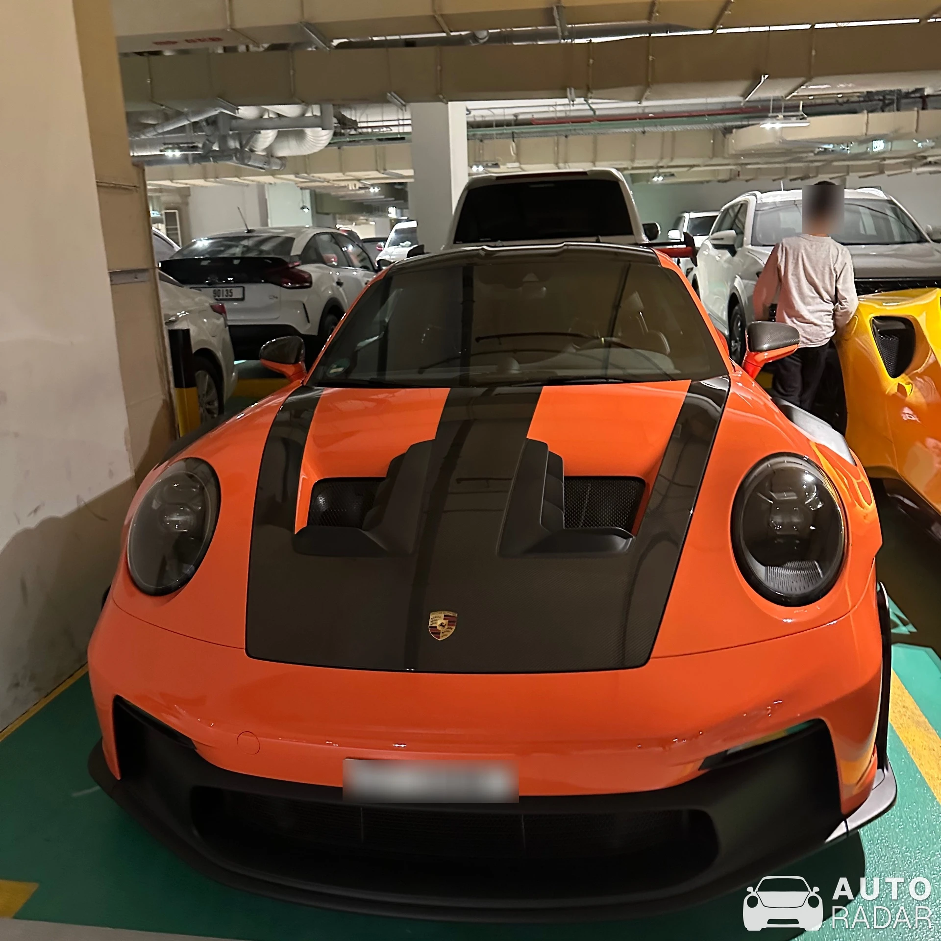 Porsche 992 GT3 RS MkI spotted in Dubai, United Arab Emirates