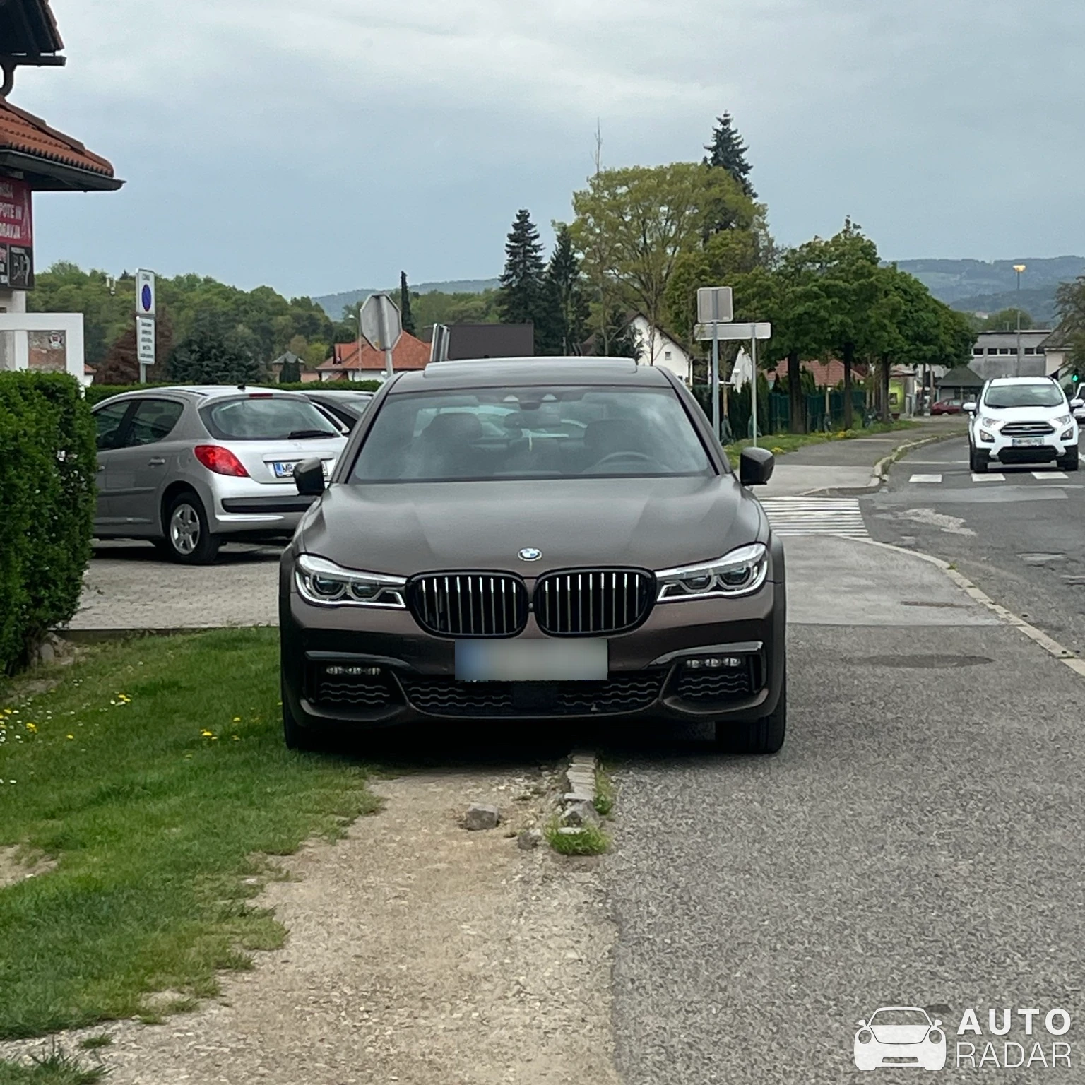 BMW 740 Li spotted