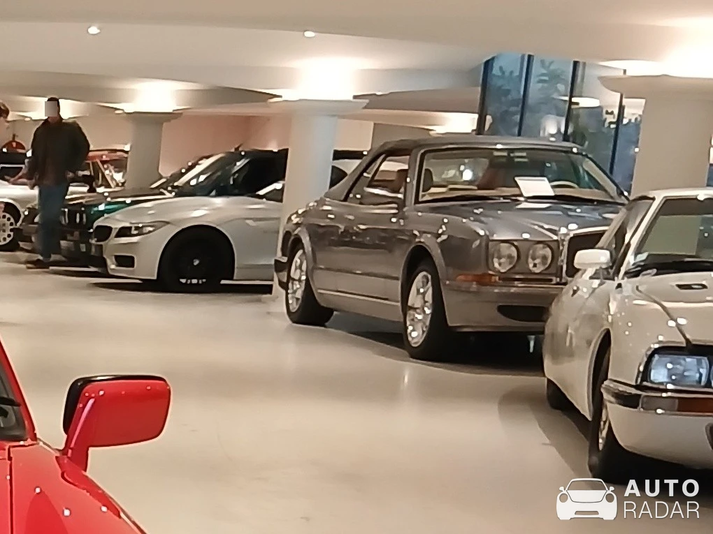 Bentley Azure Mulliner spotted in Brummen