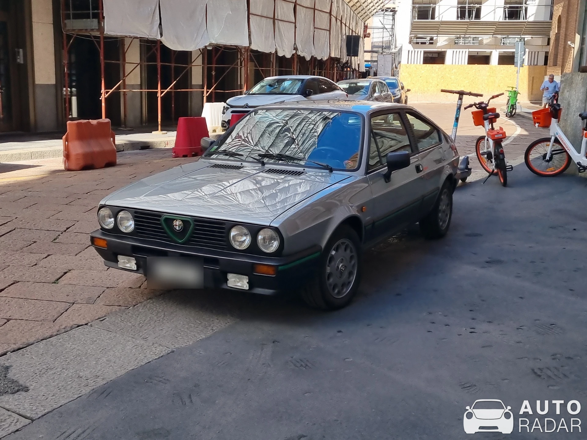 Alfa Romeo Sprint spotted in Milano