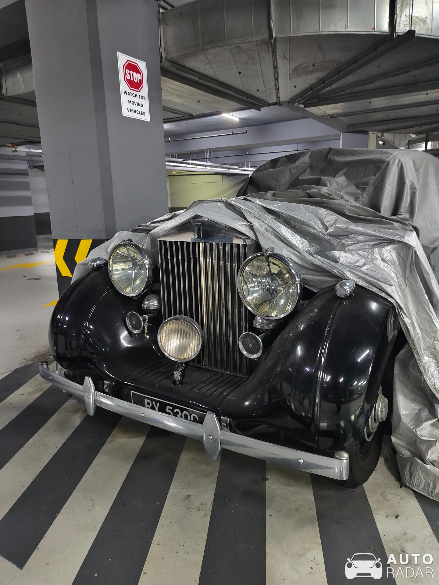 Rolls-Royce Phantom II spotted in Petaling Jaya
