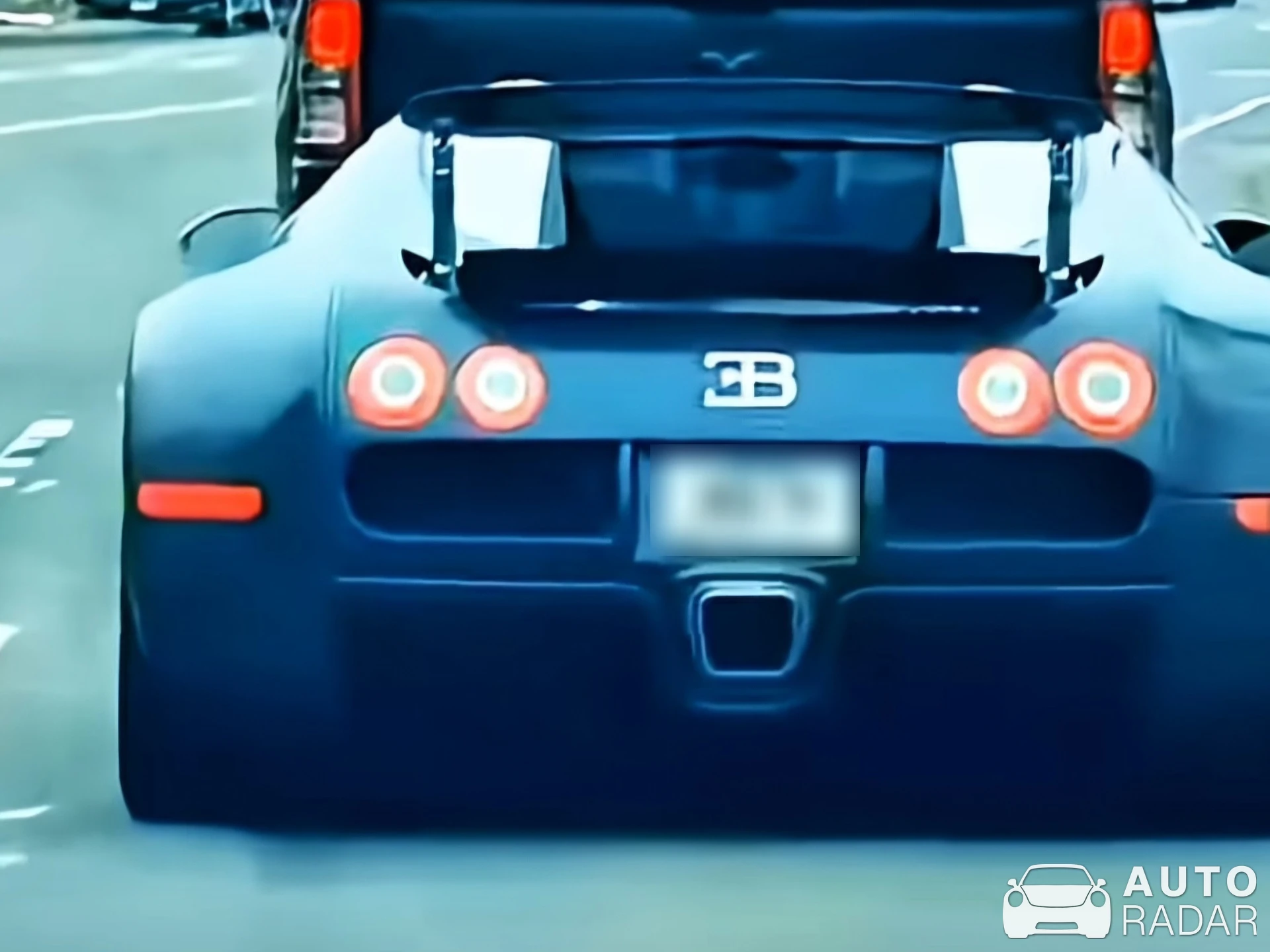 Bugatti Veyron 16.4 Super Sport spotted