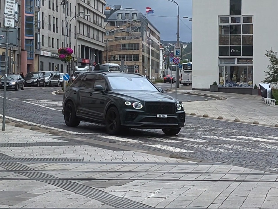 Bentley Bentayga Speed 2023 Edition 12