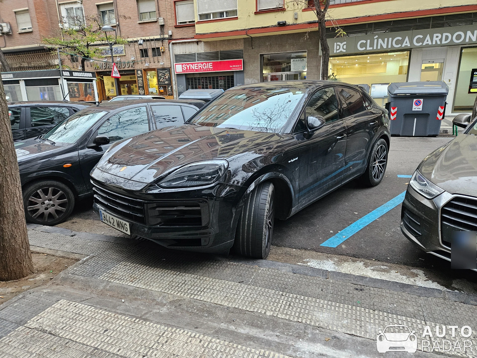Porsche Cayenne Coupé spotted in Zaragoza, España