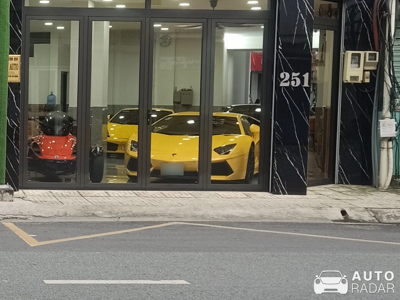 Lamborghini Aventador LP700-4 spotted in Ho Chi Minh City, Vietnam