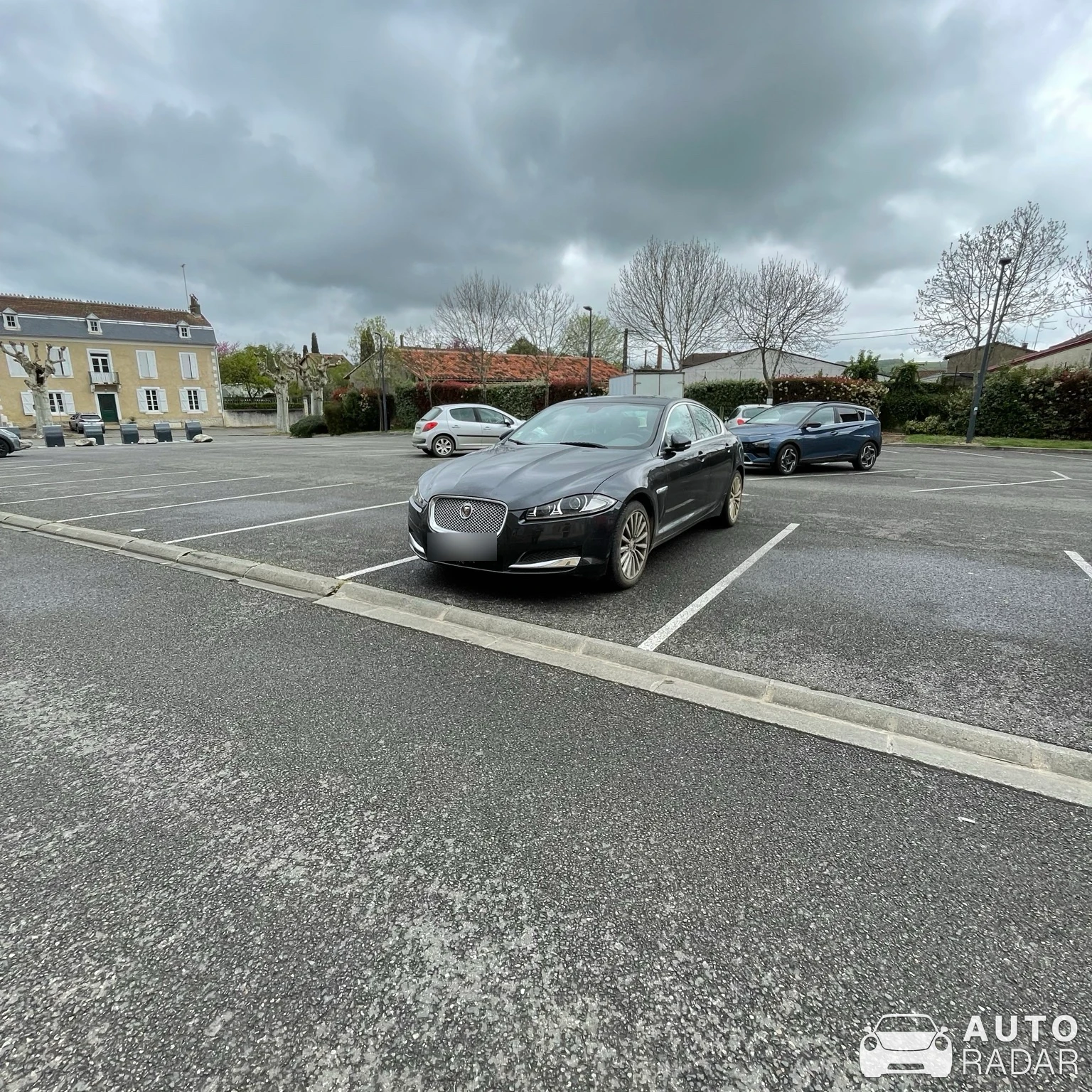 Jaguar XF 2015 spotted in Mirande