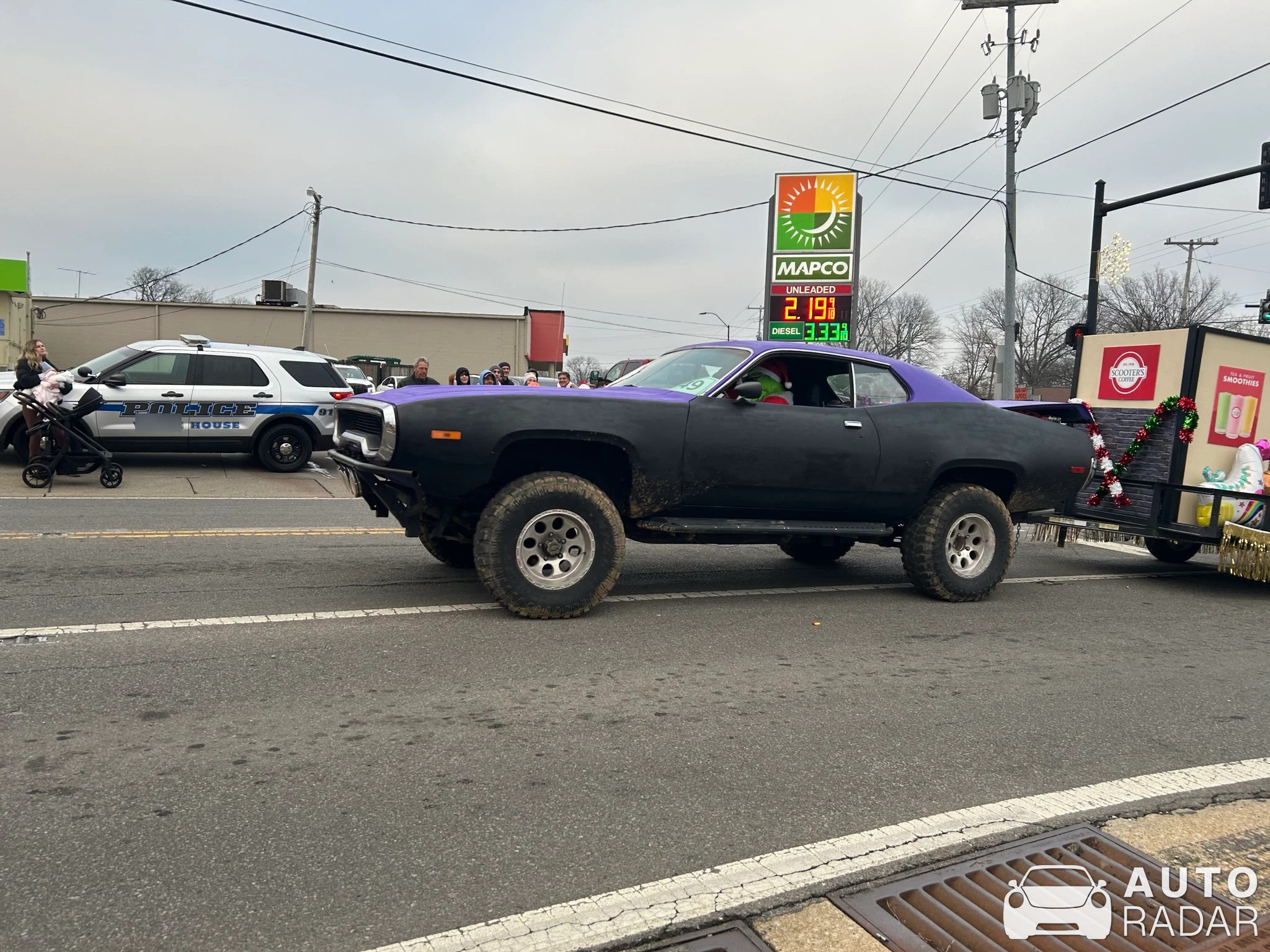 Plymouth Road Runner spotted in White House