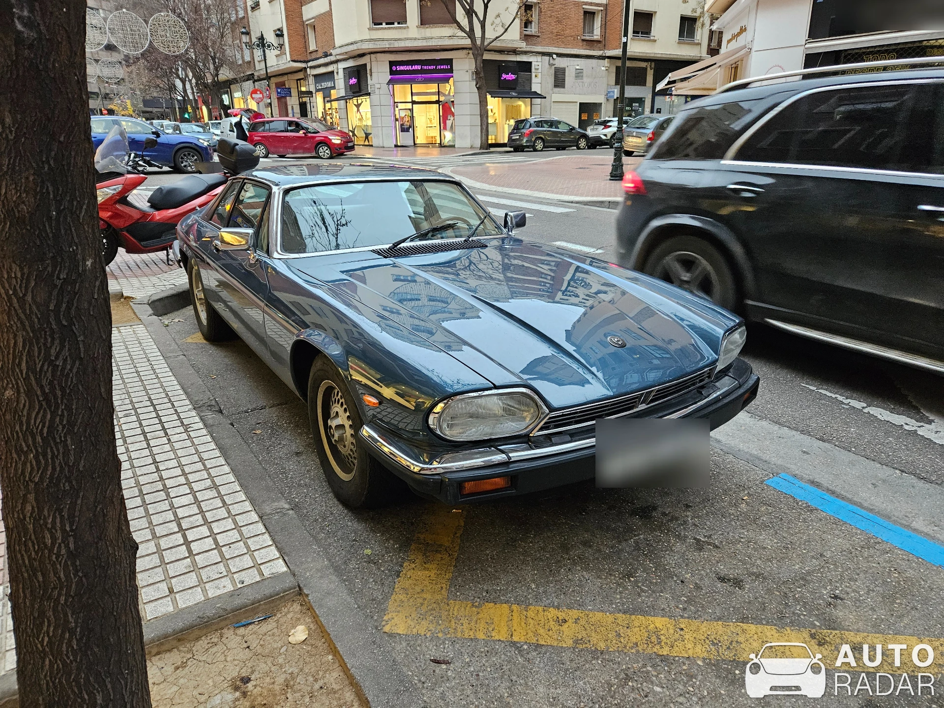Jaguar XJS V12 spotted in Zaragoza, España