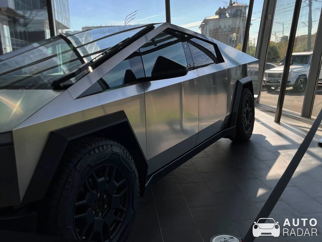 Tesla Cybertruck spotted in Москва, Россия