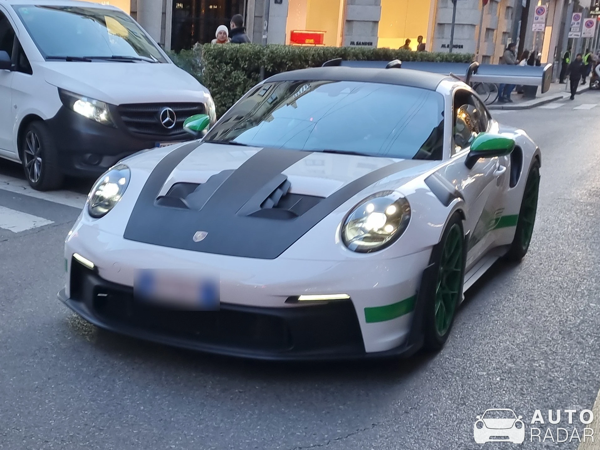 Porsche 992 GT3 RS MkI spotted in Milano, Italia
