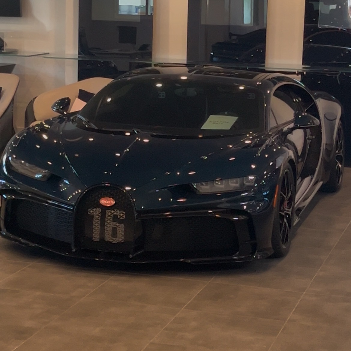 Bugatti Chiron Pur Sport