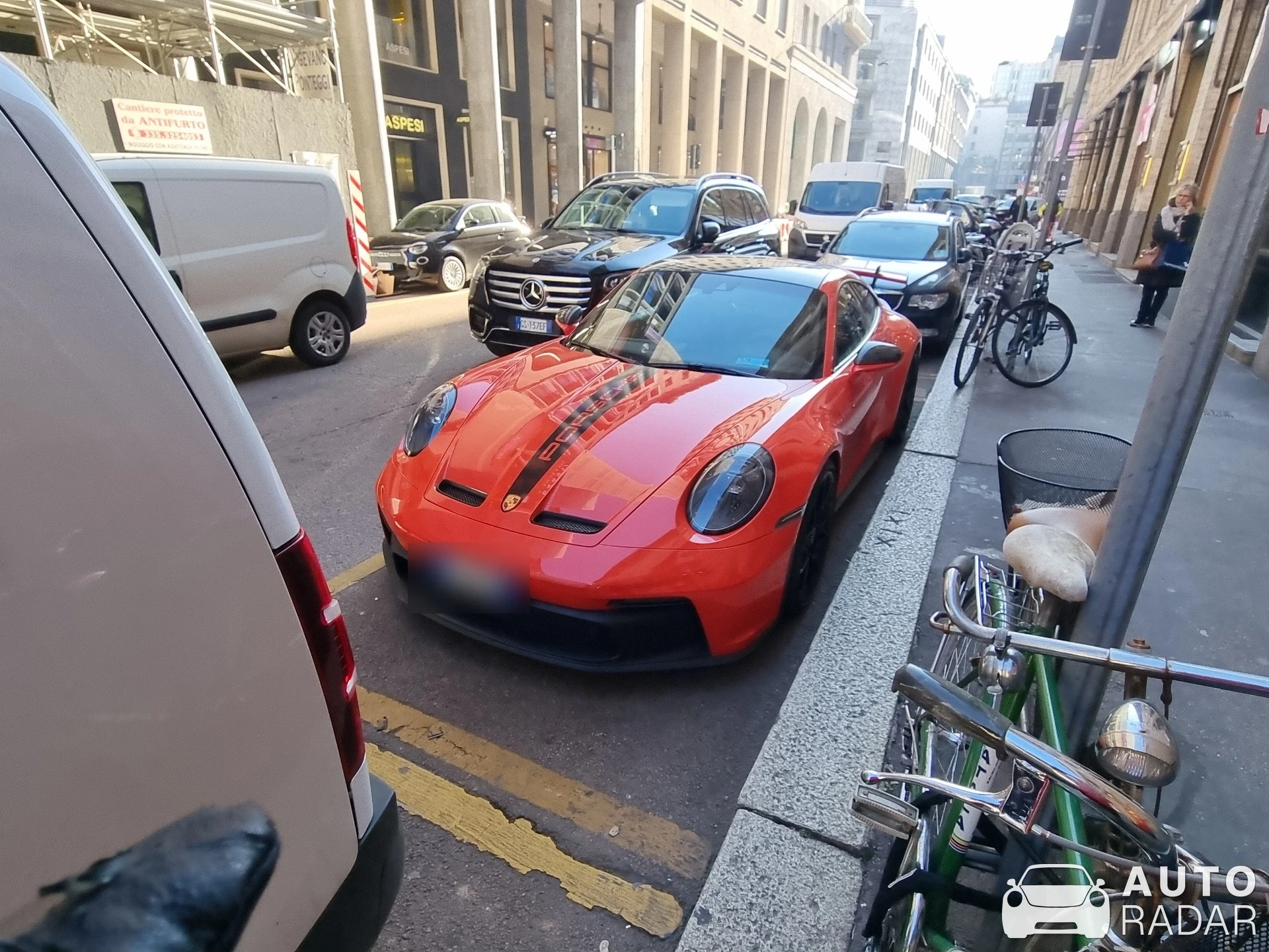 Porsche 992 GT3 MkI spotted in Milano, Italy