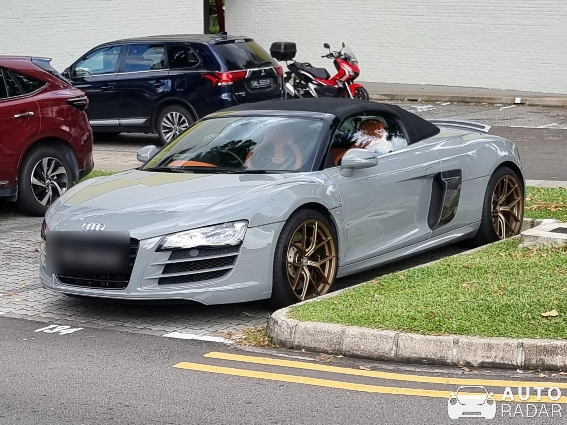 Audi R8 V10 Spyder Sport spotted in Singapore