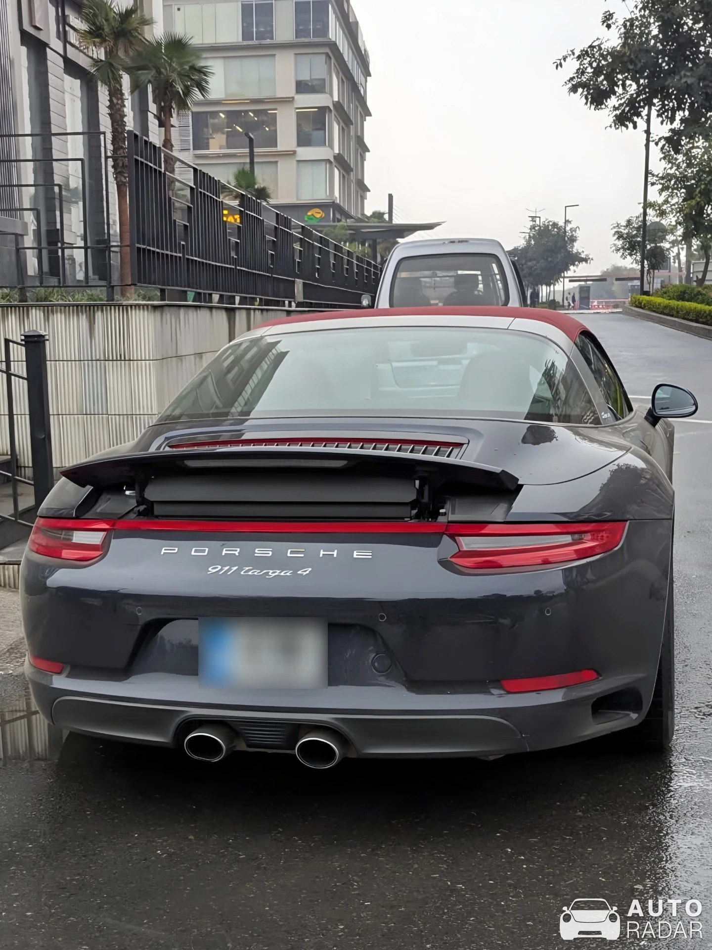 Porsche 991 Targa 4S MkI spotted in Lahore