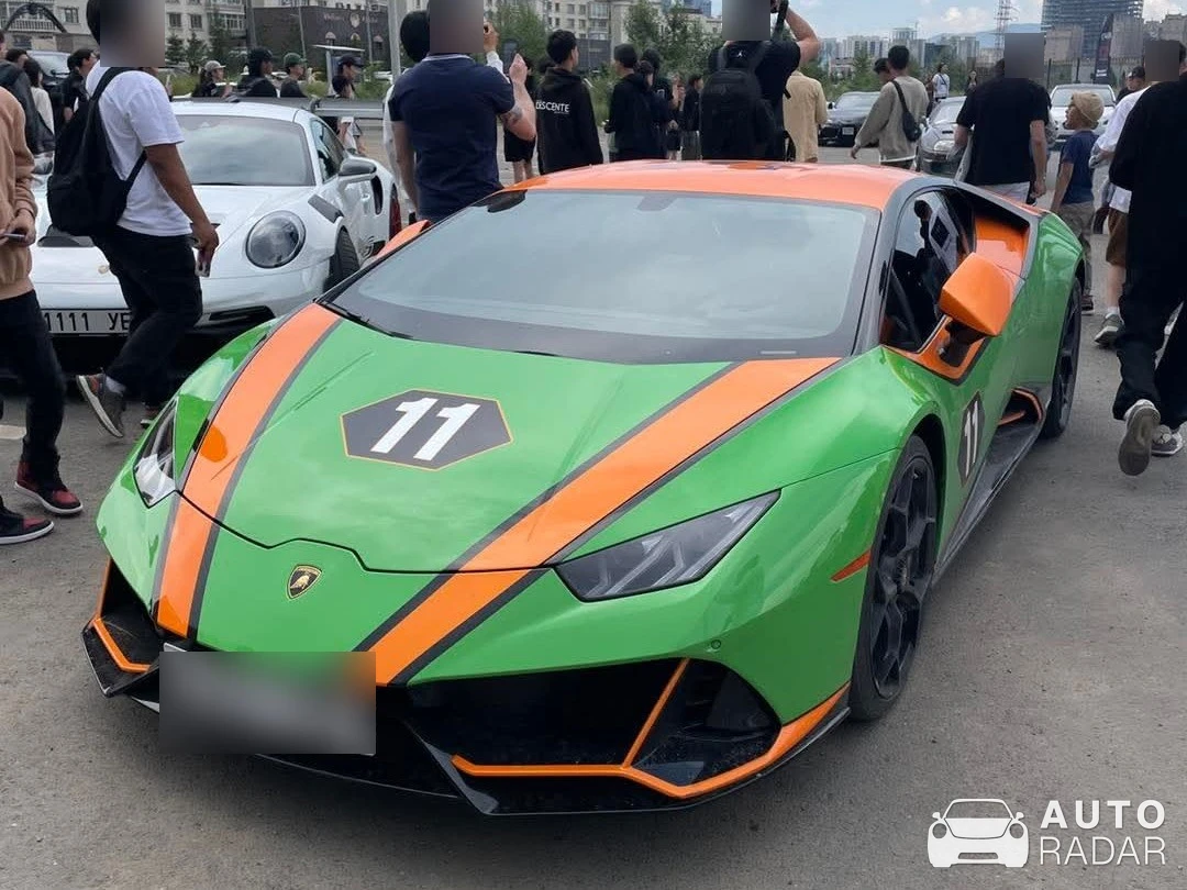 Lamborghini Huracán LP640-4 EVO GT Celebration spotted in Ulaanbaatar