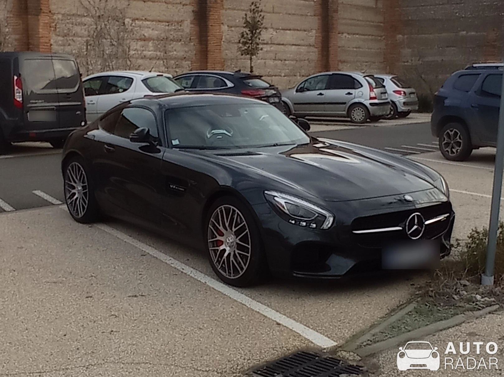 Mercedes-AMG GT C190 spotted in Montauban, France