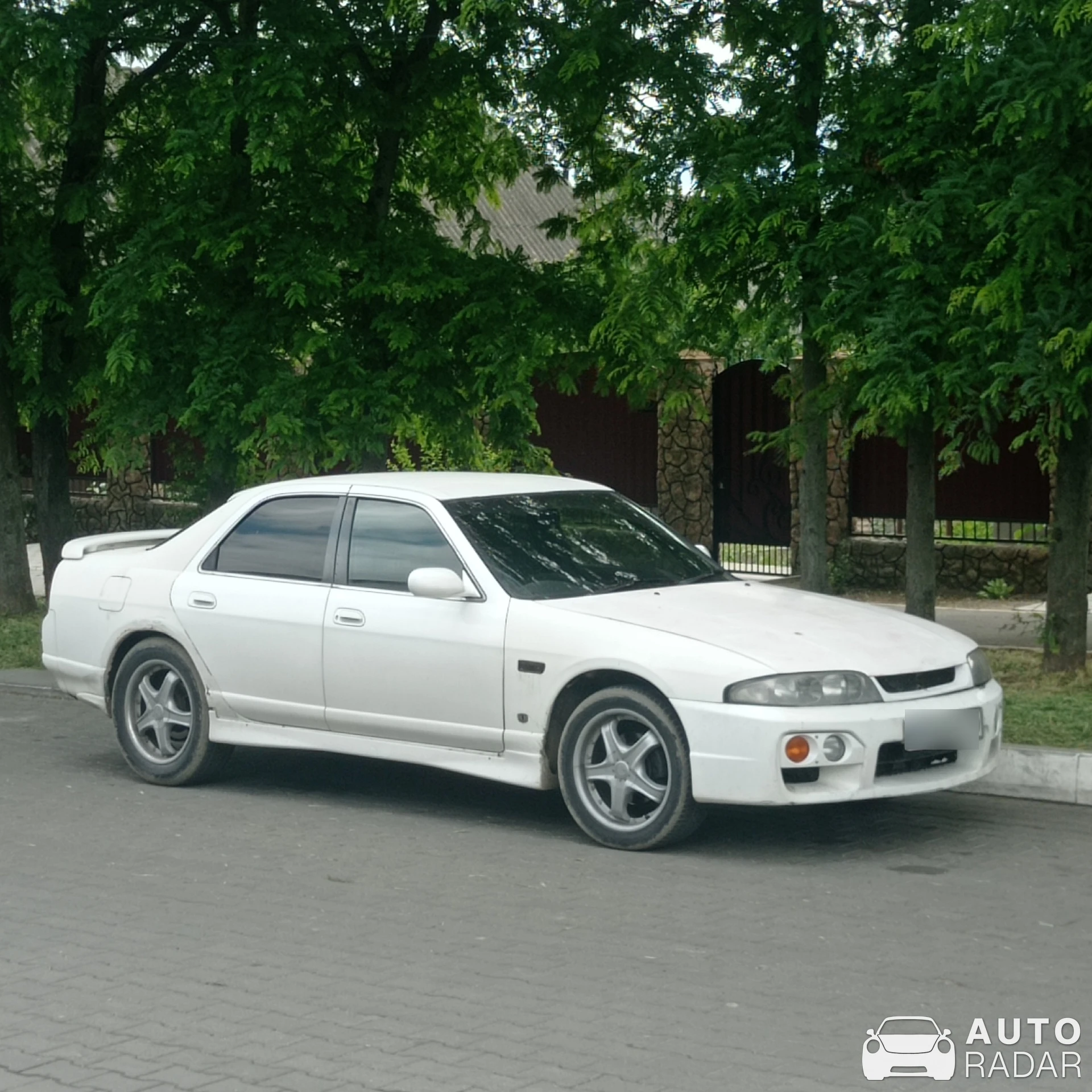 Nissan Skyline R33 spotted in Tulcea
