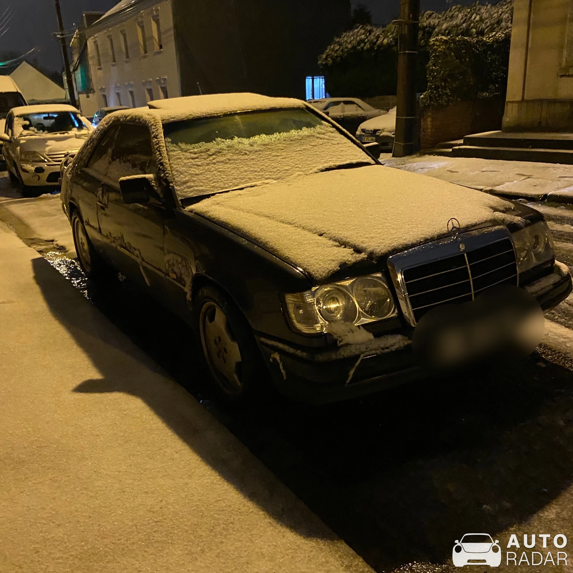 Mercedes-Benz E-Klasse W124 spotted in Louvroil, France