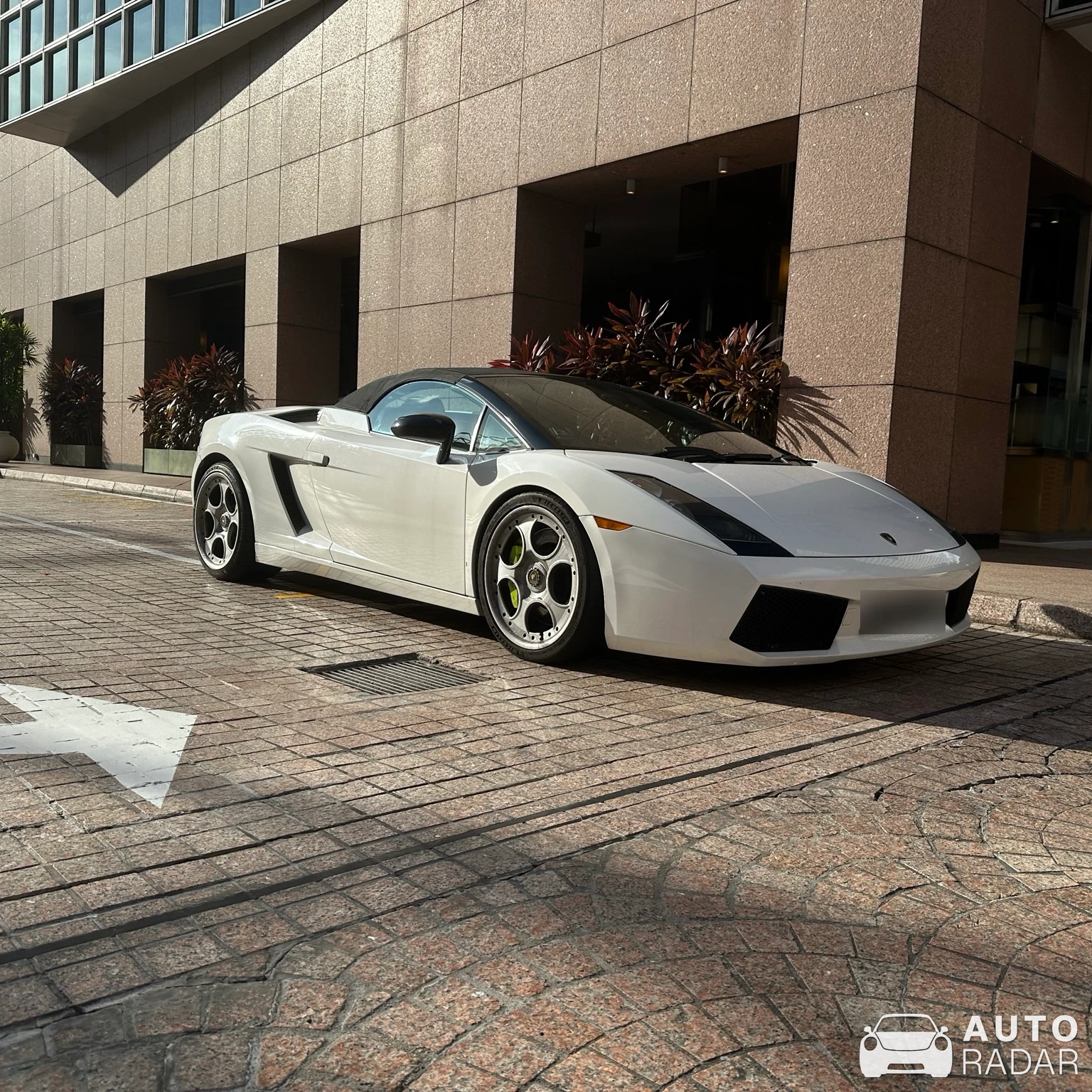 Lamborghini Gallardo Spyder spotted in Singapore, Singapore