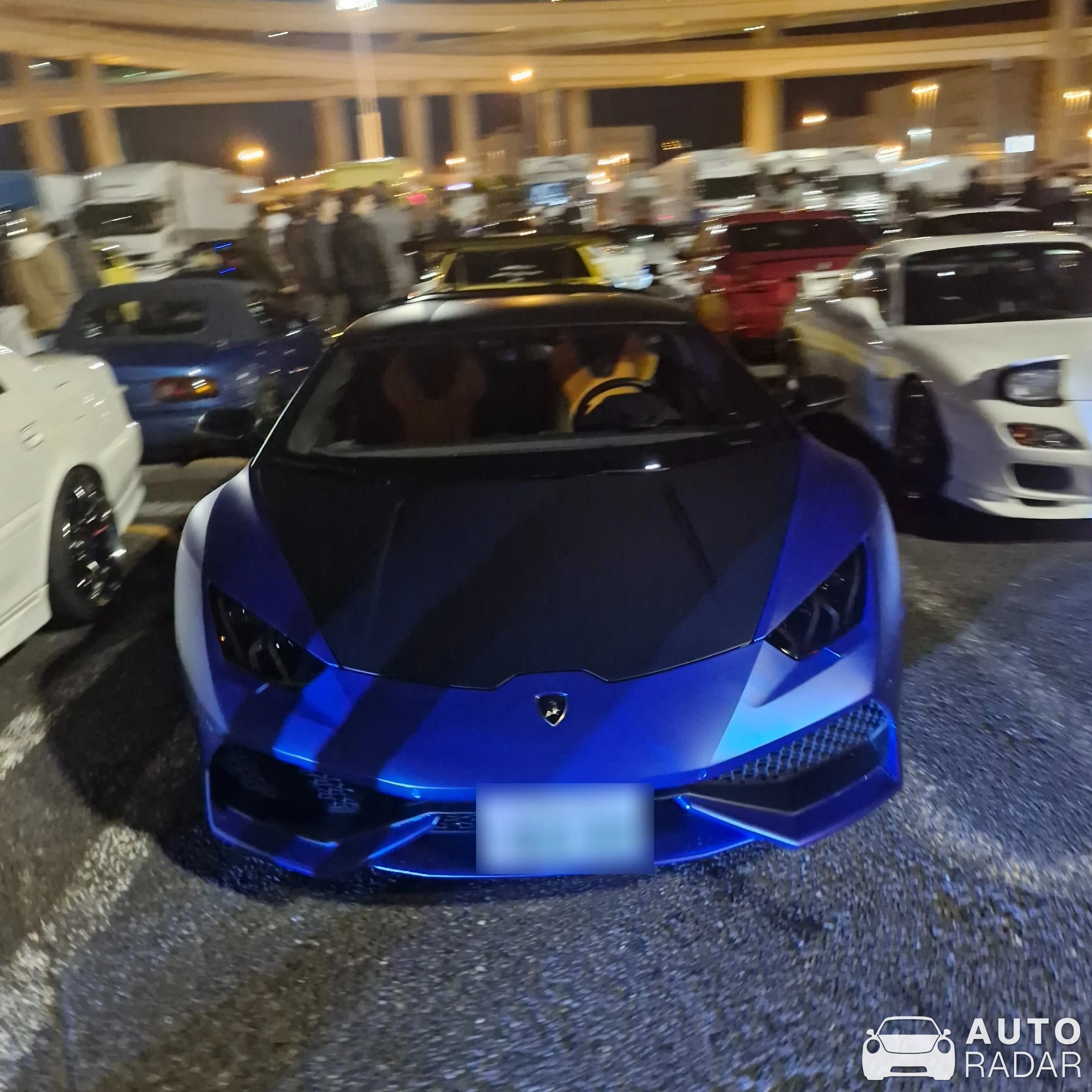 Lamborghini Huracán LP610-4 spotted in Itabashi City, Japan