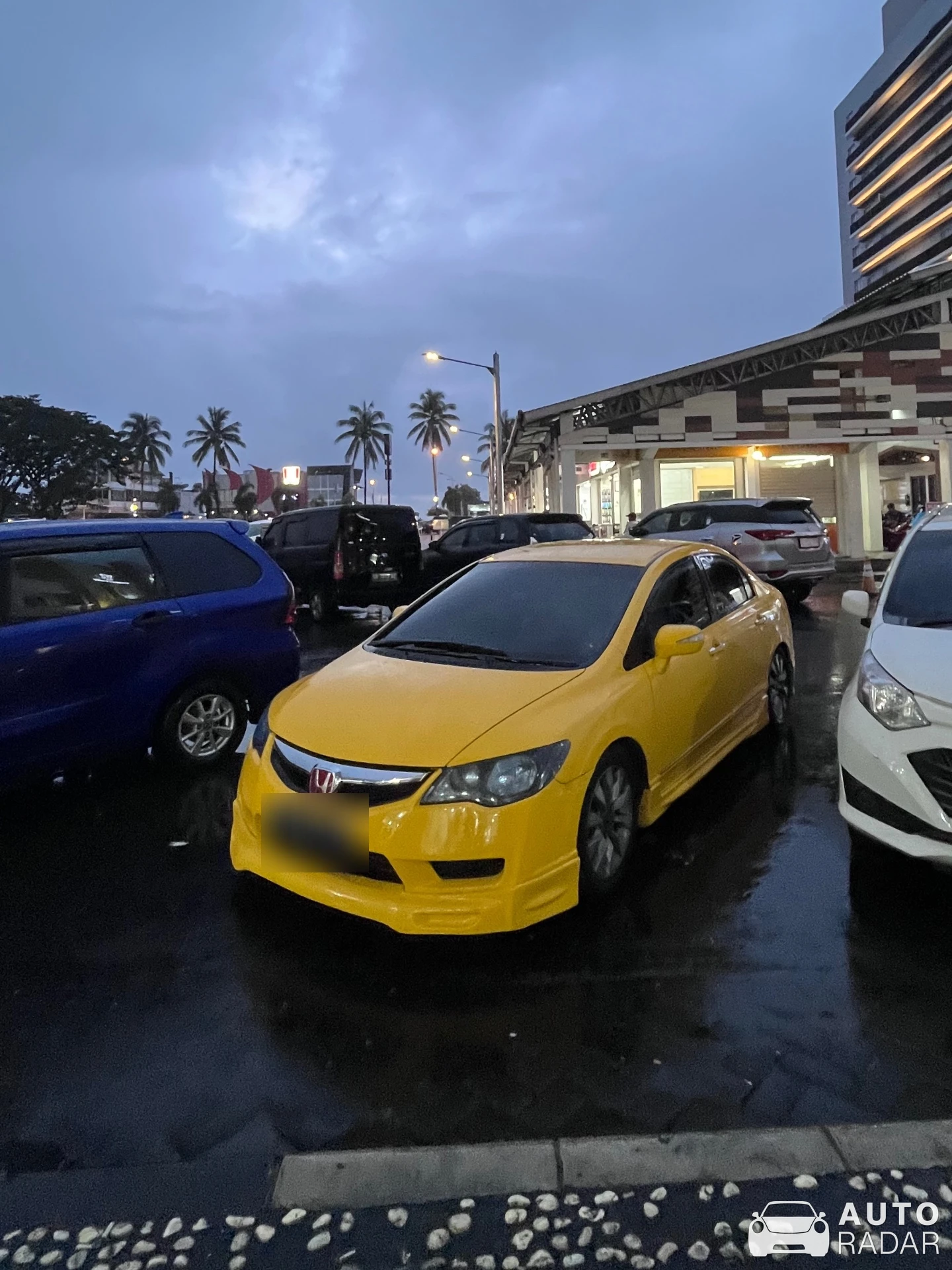 Honda Civic Type-R 2010 spotted in Sulawesi Utara, Indonesia