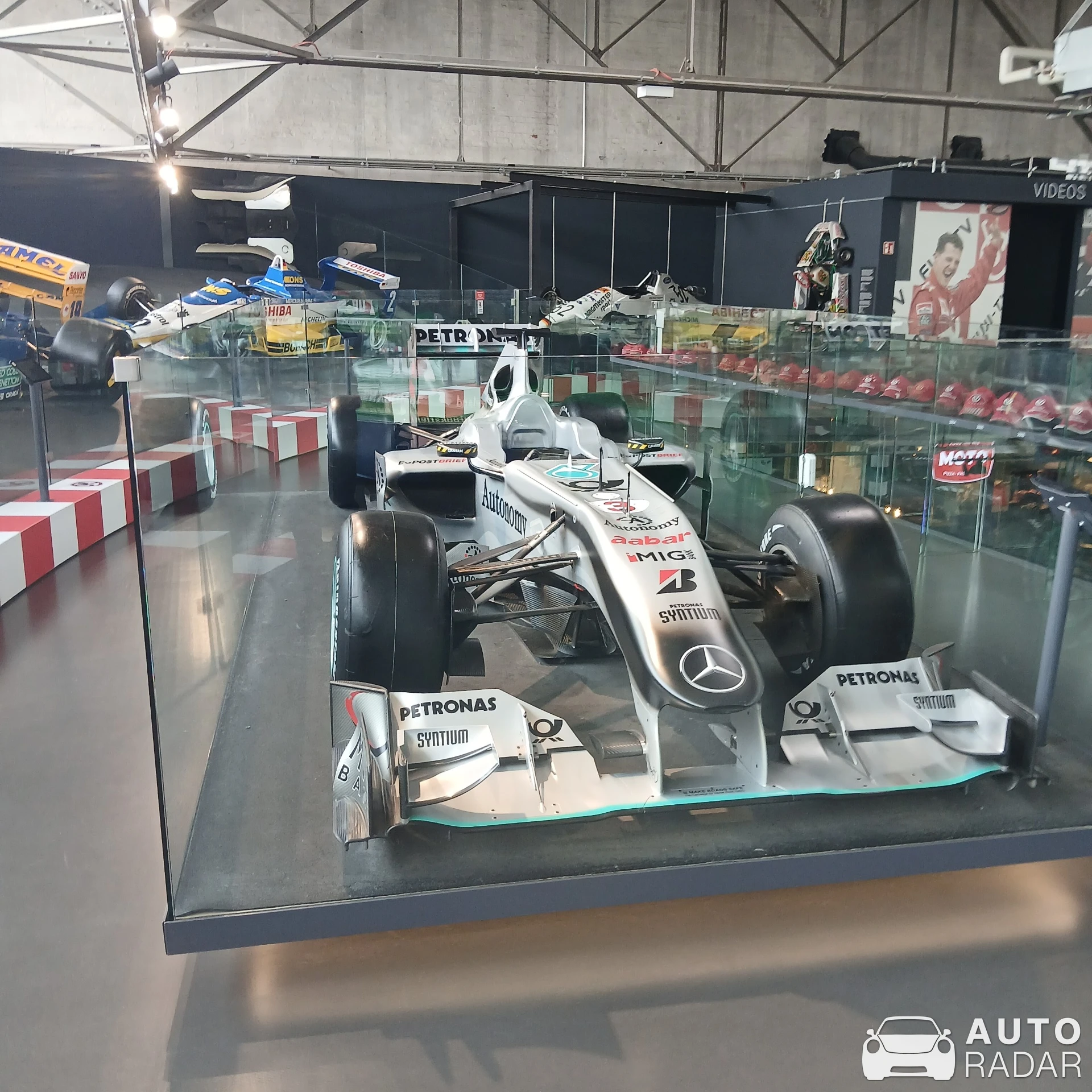 Mercedes F1 W07 Hybrid spotted in Köln