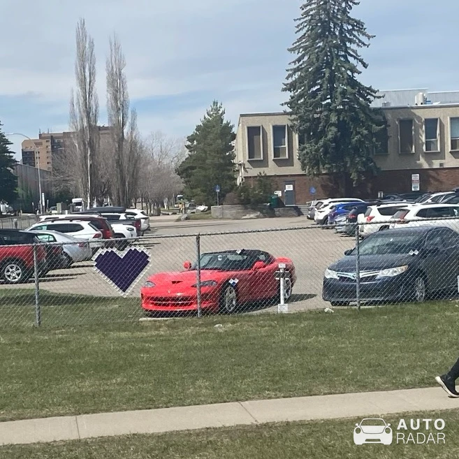 Dodge Viper GTS SR II spotted in Calgary