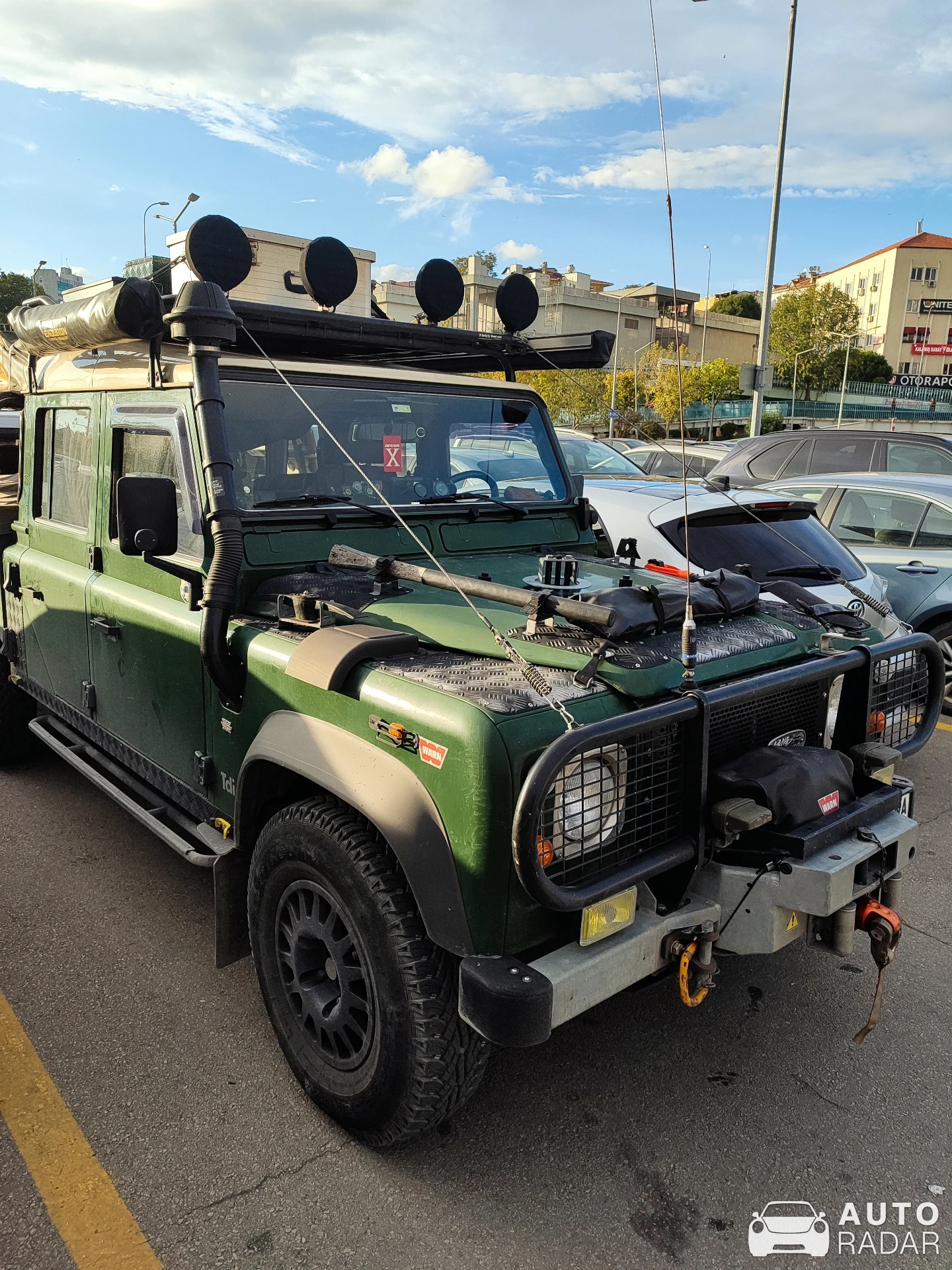 Land Rover Defender spotted in Kadıköy, Türkiye