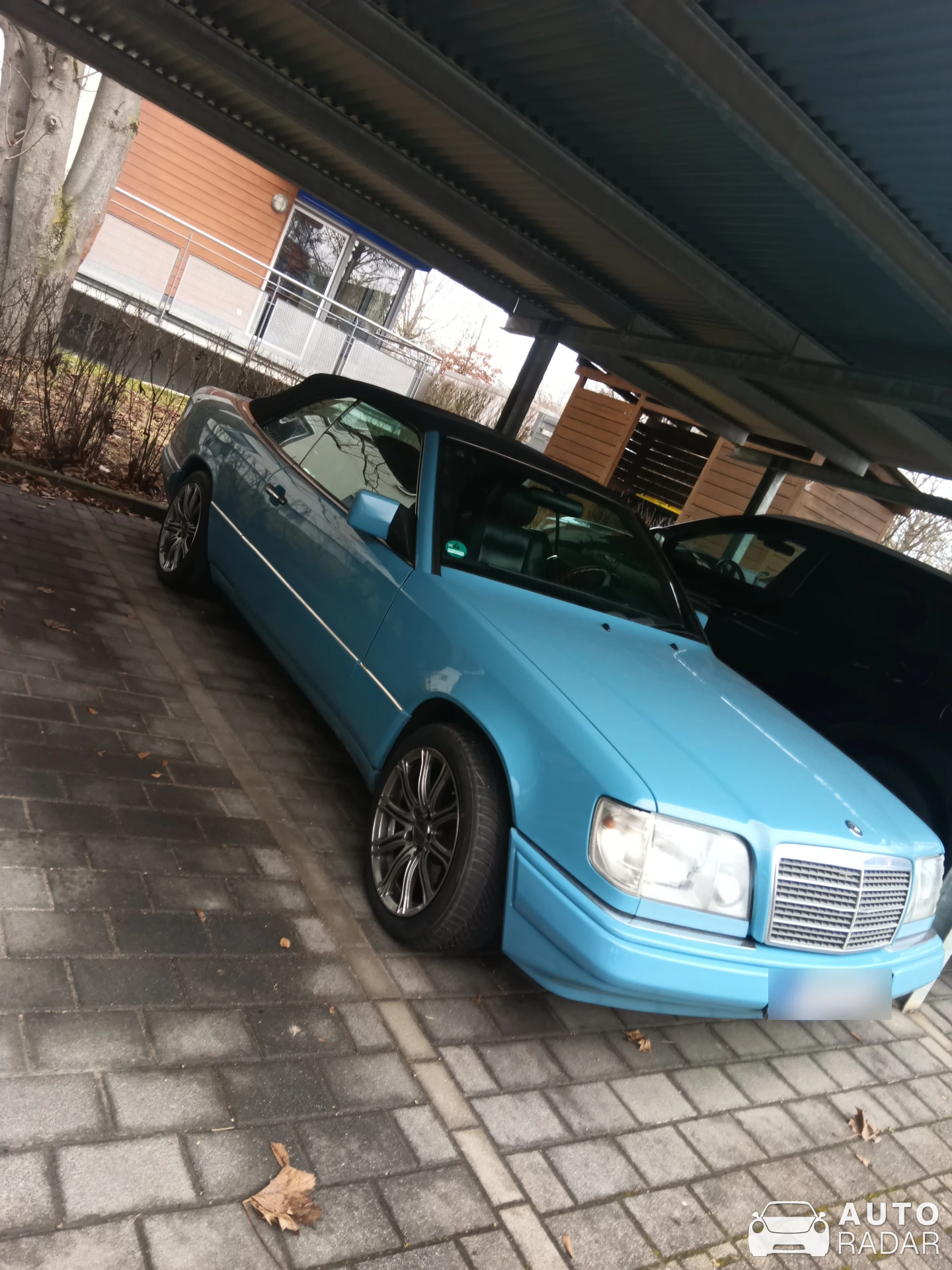Mercedes-Benz E-Klasse Cabriolet A124 spotted in Kornwestheim, Germany