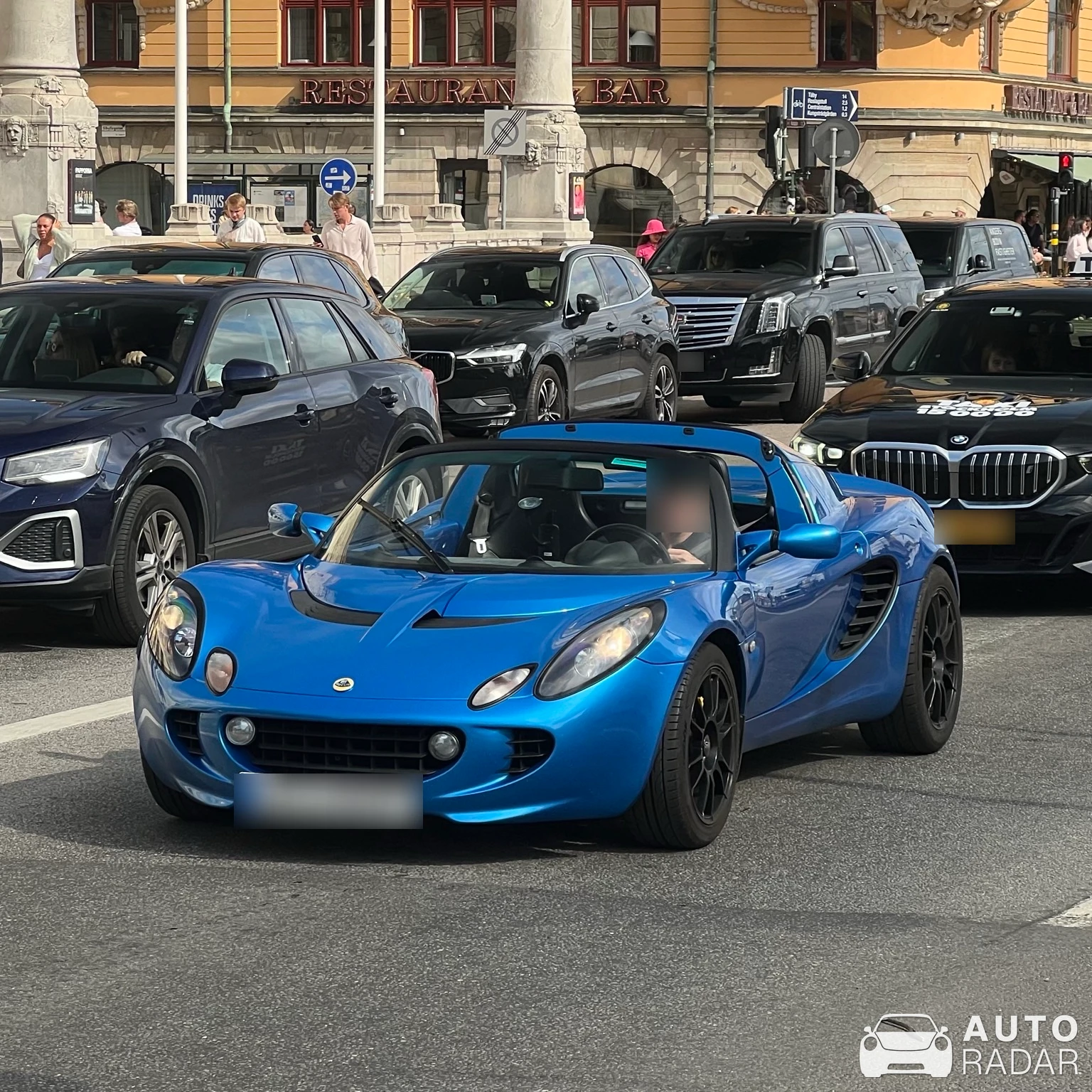Lotus Elise S2 111R spotted