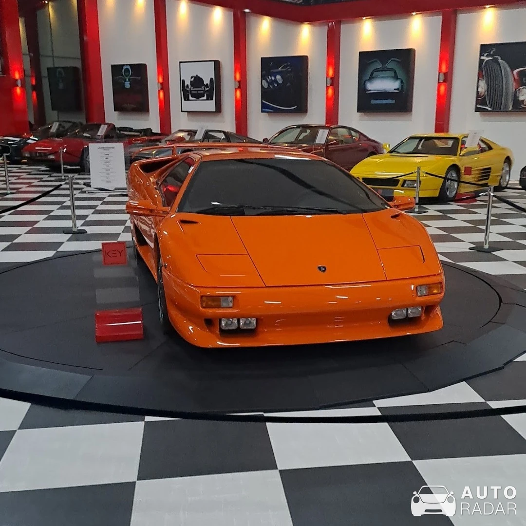 Lamborghini Diablo VT spotted in Torbalı, Türkiye