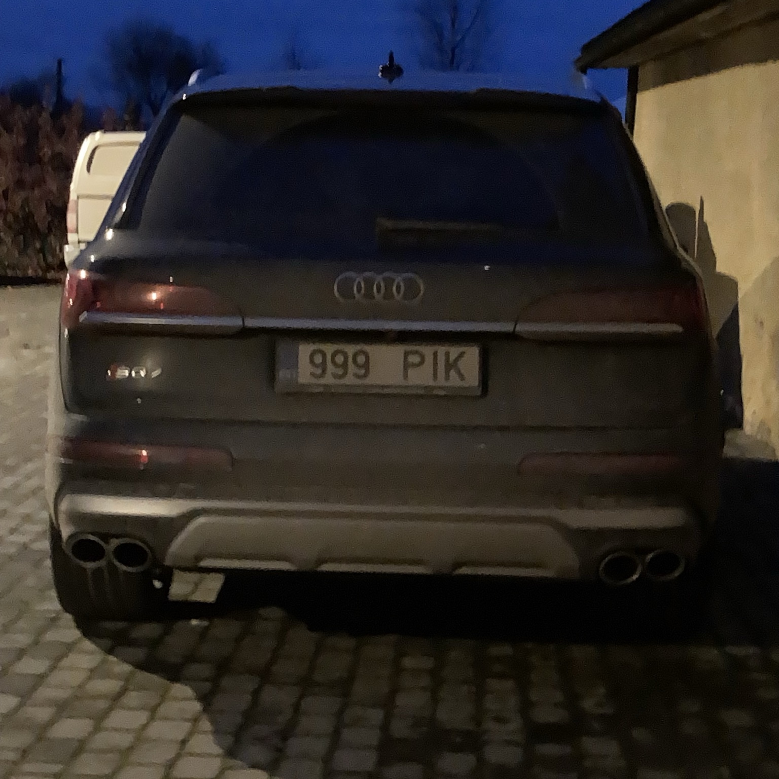 Audi SQ7 4M